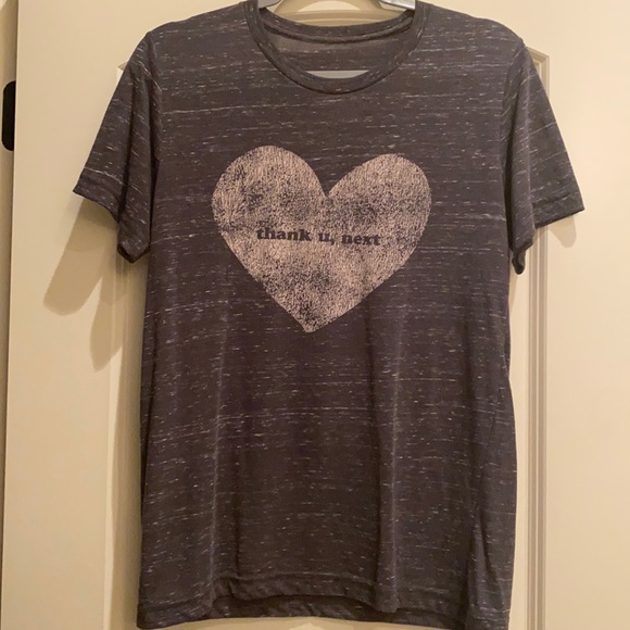 Size Small grey t-shirt - Picture 1 of 4